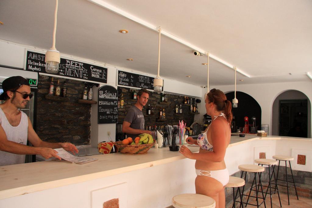 Armadoros Hotel / Ios Backpackers 外观 照片