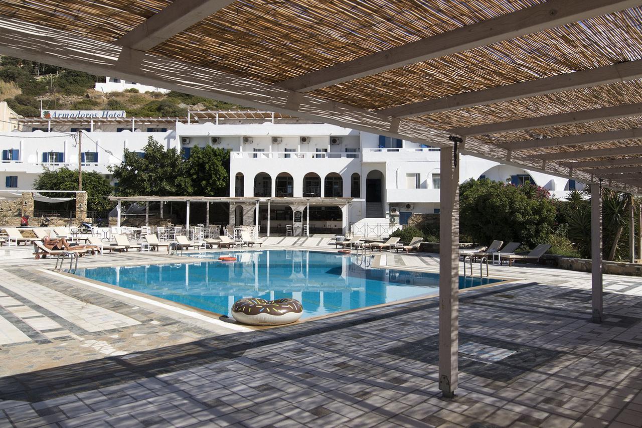 Armadoros Hotel / Ios Backpackers 外观 照片